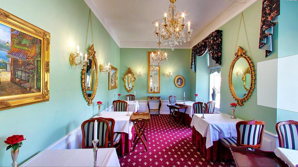 Store Restrup Manor House Bagian luar foto