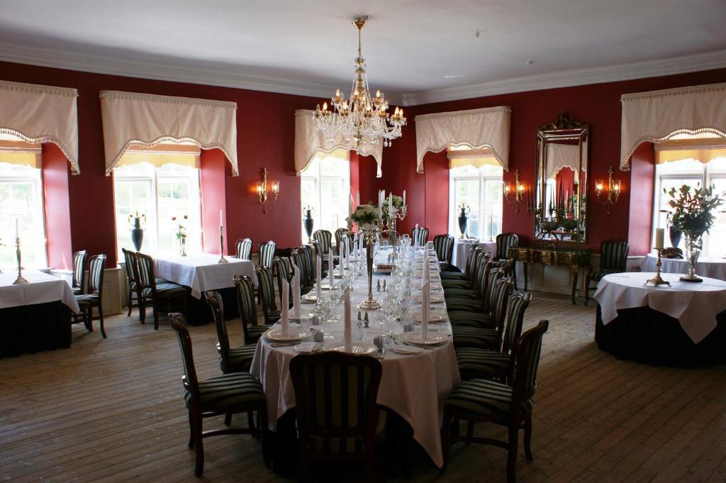 Store Restrup Manor House Bagian luar foto