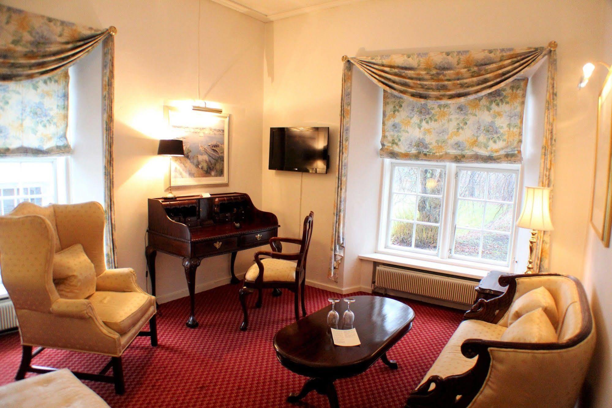 Store Restrup Manor House Bagian luar foto